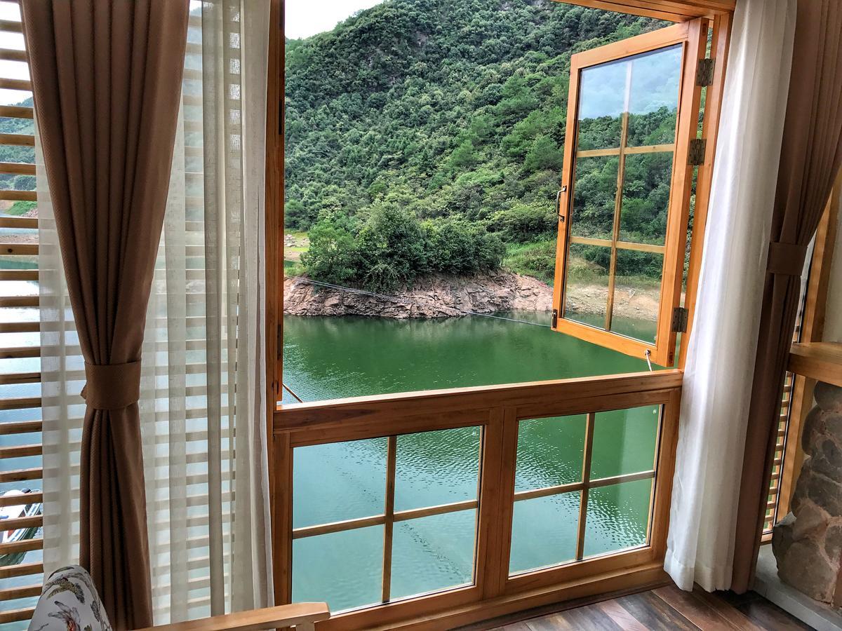The Lake View Deyishe Resort In Thousand Island Lake Qianwu ภายนอก รูปภาพ