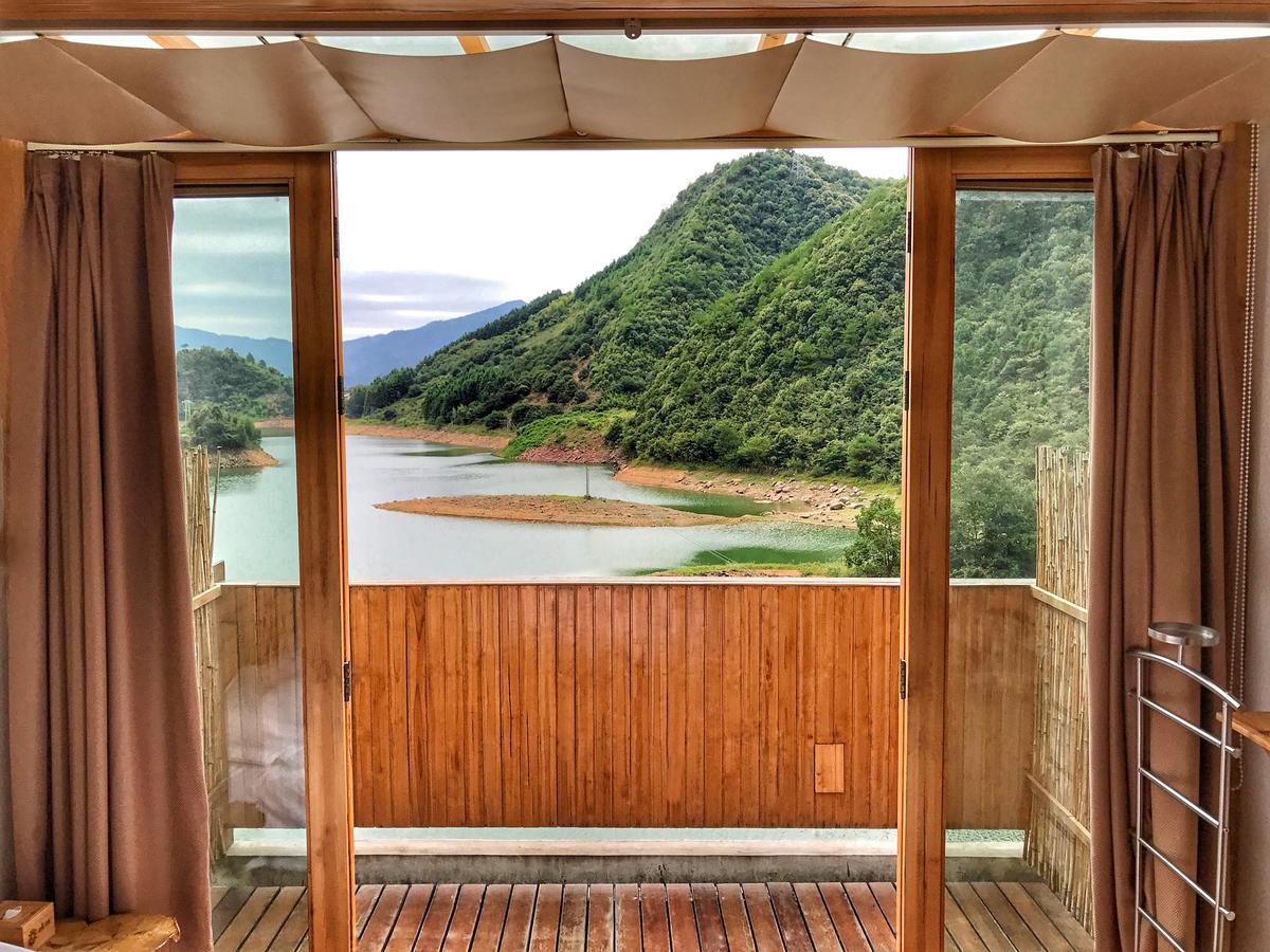 The Lake View Deyishe Resort In Thousand Island Lake Qianwu ภายนอก รูปภาพ