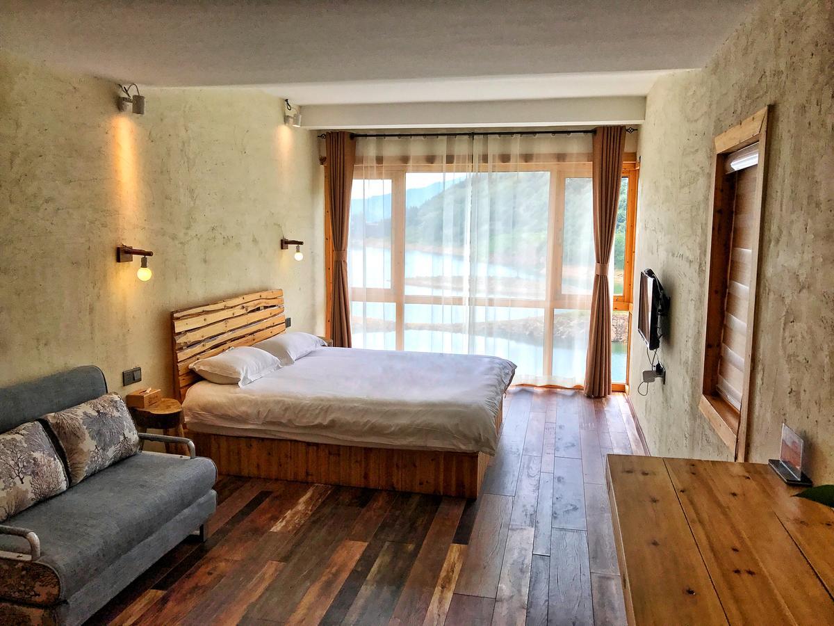 The Lake View Deyishe Resort In Thousand Island Lake Qianwu ภายนอก รูปภาพ
