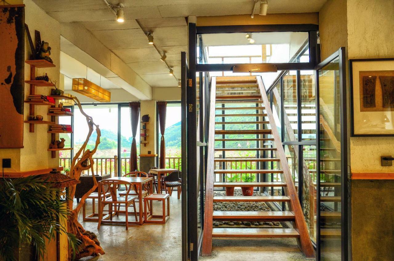 The Lake View Deyishe Resort In Thousand Island Lake Qianwu ภายนอก รูปภาพ